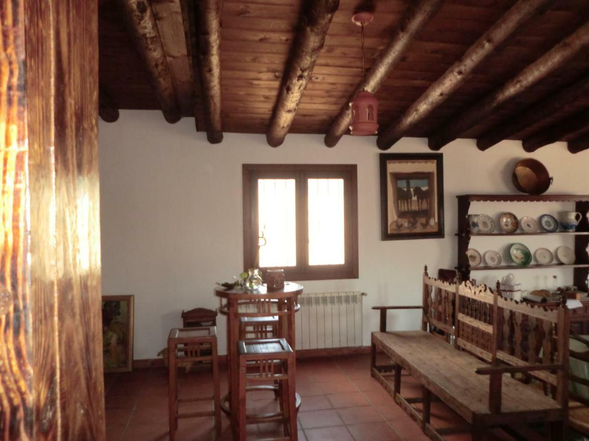 Penzion C.Rural Huertadeltiocruz Mestanza Exteriér fotografie